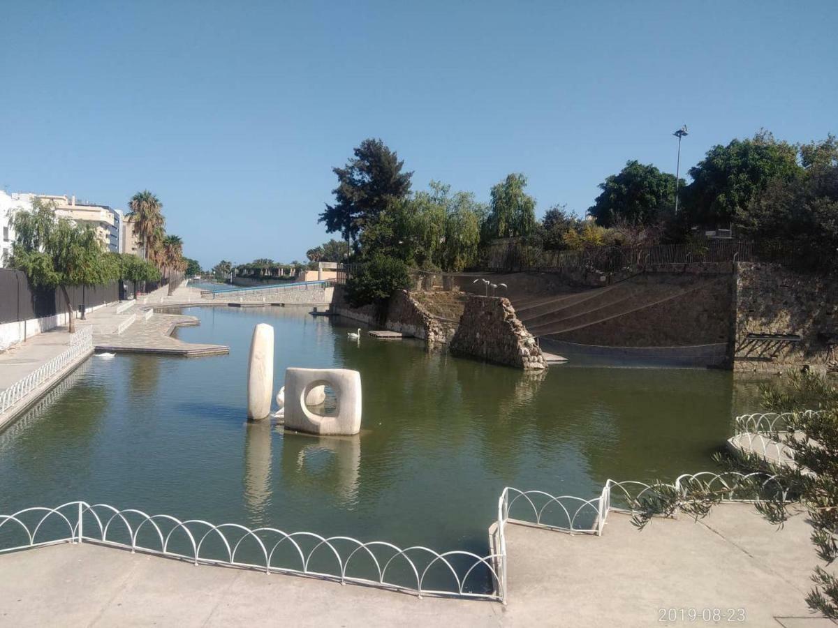 Un Lugar Agradable En * Málaga