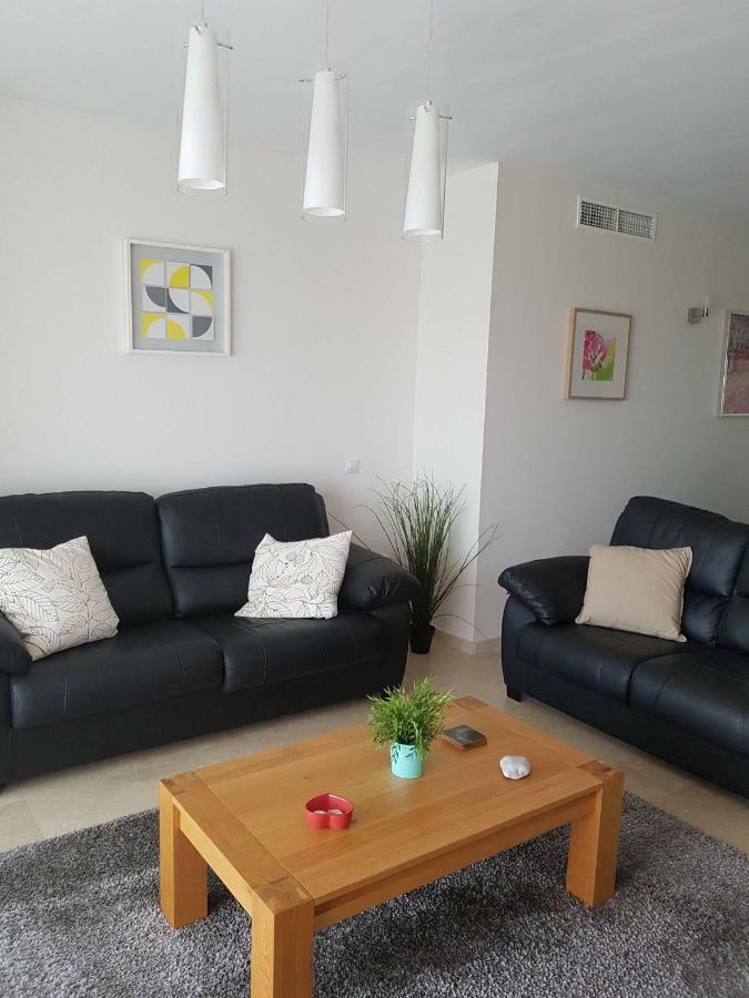 Sunny, Quiet And Spacious Nearby The Sea