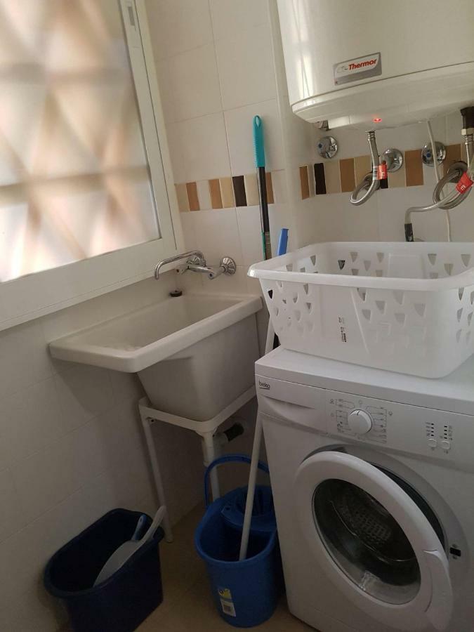 Sunny, Quiet And Spacious Nearby The Sea Apartamento
