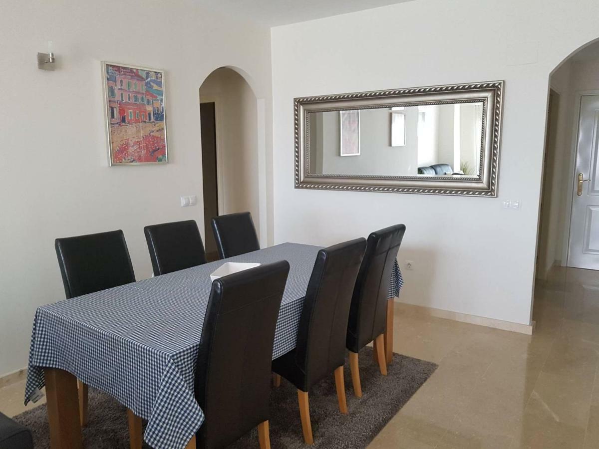 Apartamento Sunny, Quiet And Spacious Nearby The Sea Málaga