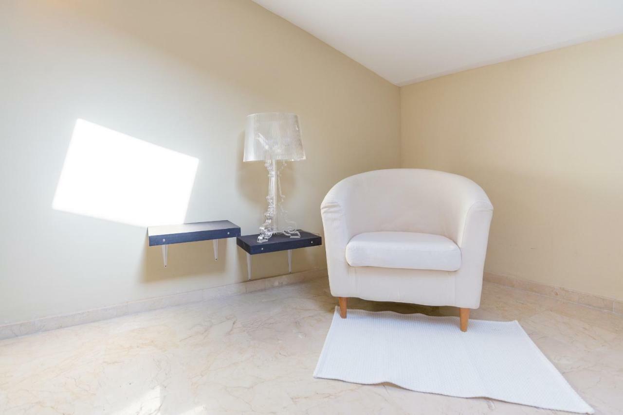 Apartamento Gr3-renovated Apt Next To Old Town With Cozy Terrace Málaga