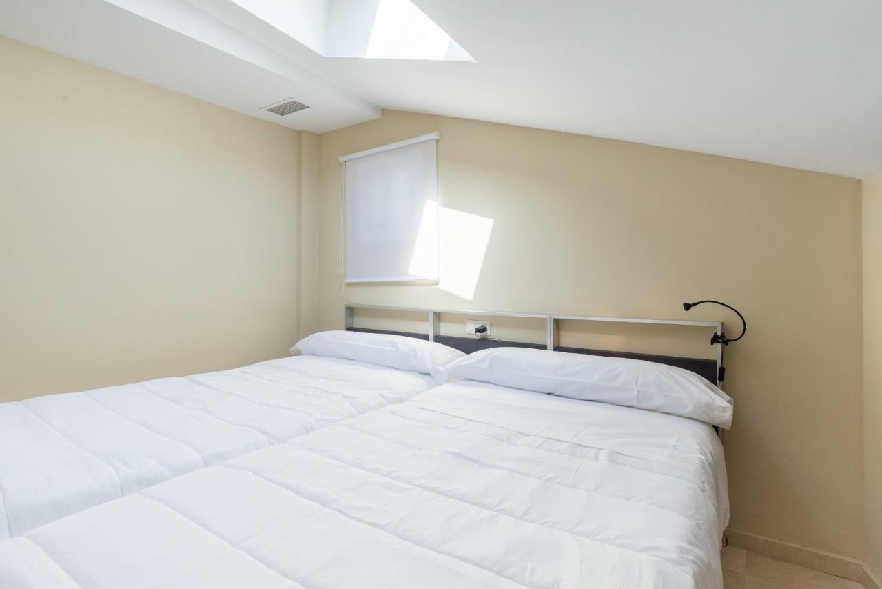 Gr3-renovated Apt Next To Old Town With Cozy Terrace Apartamento Málaga