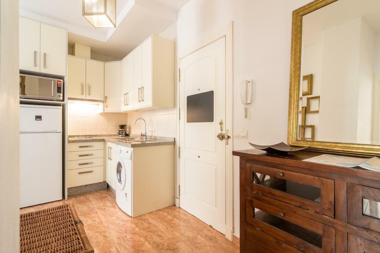 Lyrioshomes La Merced Centro Apartment