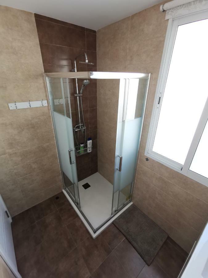 Genuar 3 Bedroom Close To