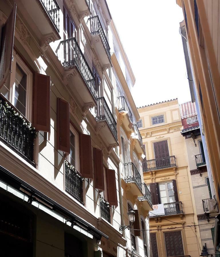 Appartement & Away In The Heart Of Historical Town Of
