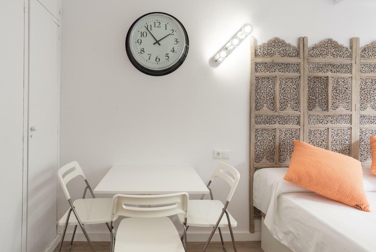 Mp2-bright Beachfront Studio Walk To Old Town * Málaga
