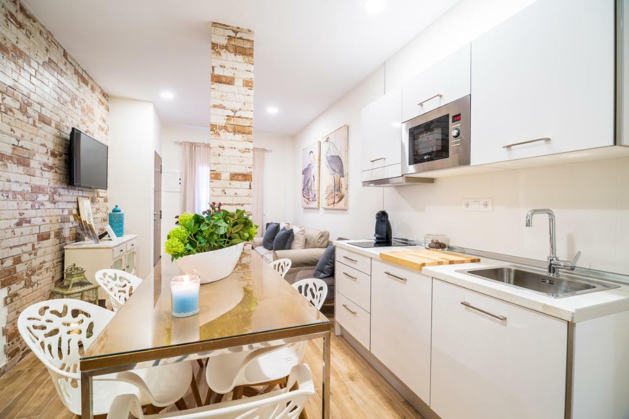 Apartment A&s I *