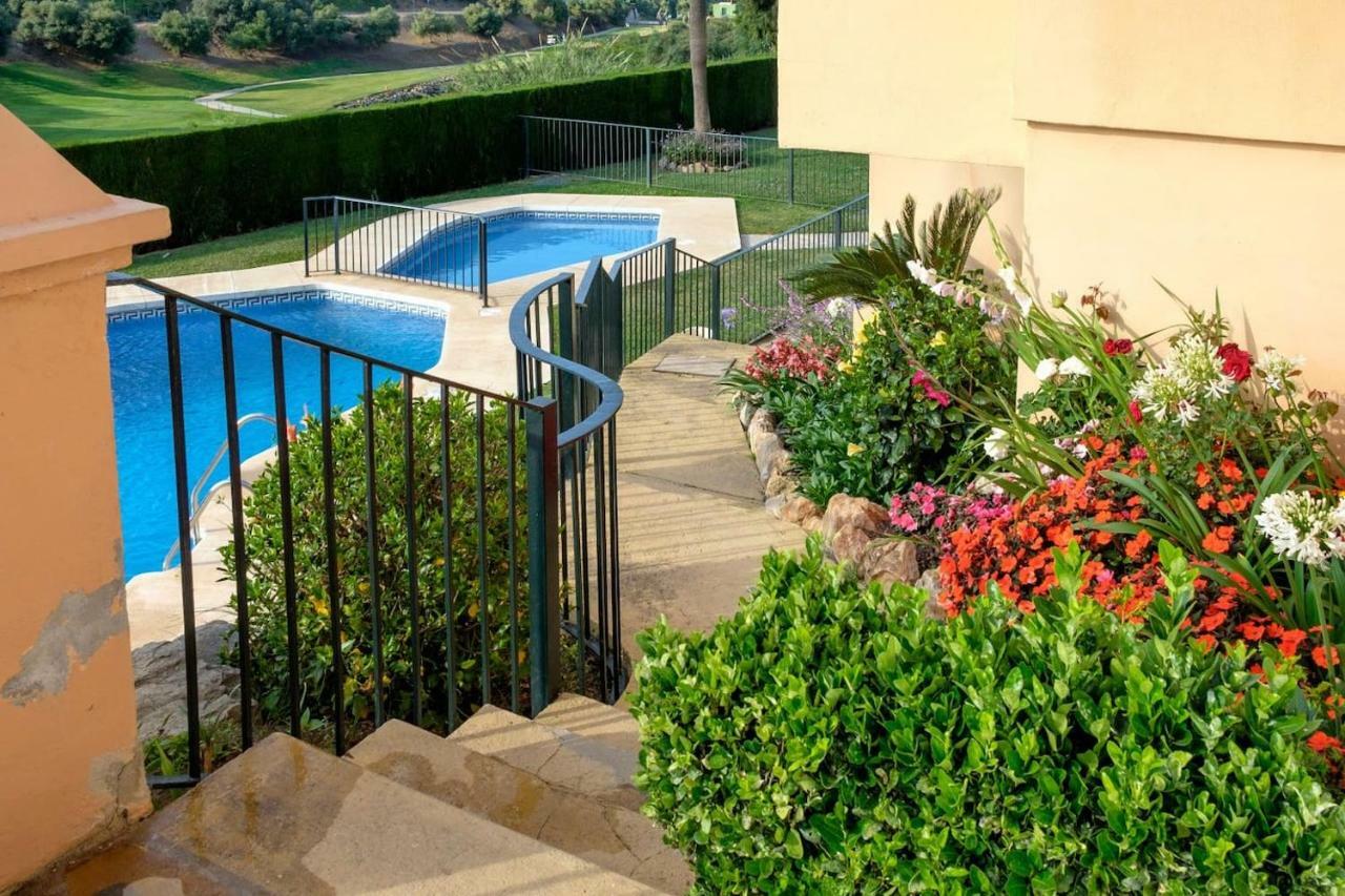 Modern And Stylish Seeview And Golfview Apartment Málaga
