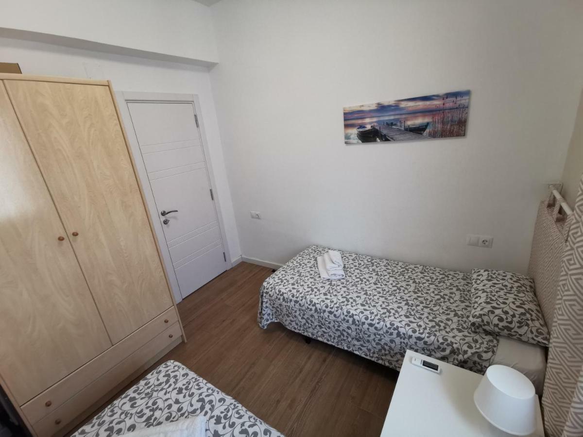 Genuar 3 Bedroom Close To Apartamento