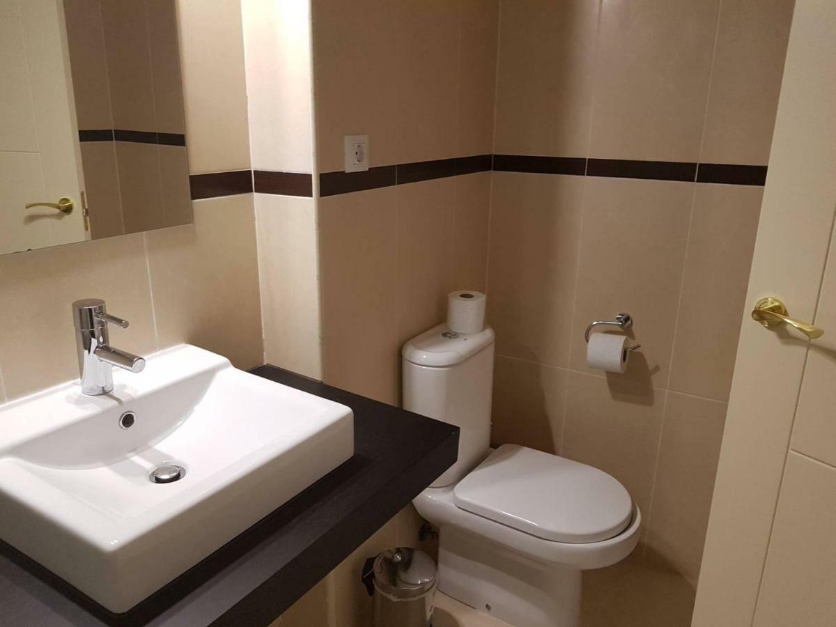 Sunny, Quiet And Spacious Nearby The Sea Málaga