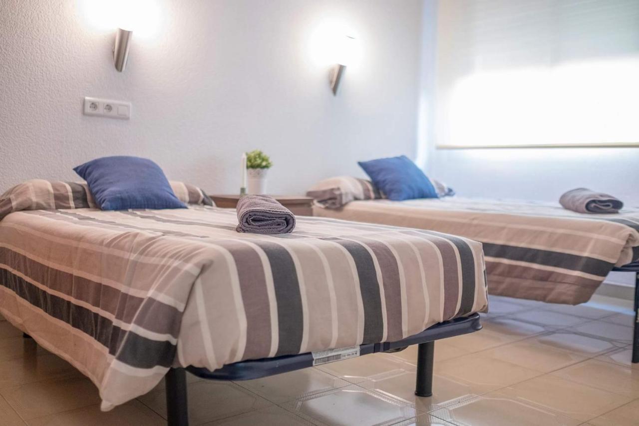 Ideal familias 4 habitaciones Malagueta centro y Muelle 1 Appartamento *