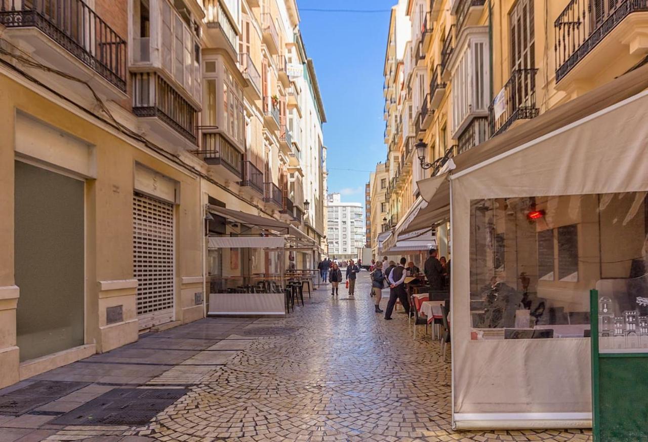 Strachan Una De Las Calles Mas Lujosas Y Centricas De * Málaga