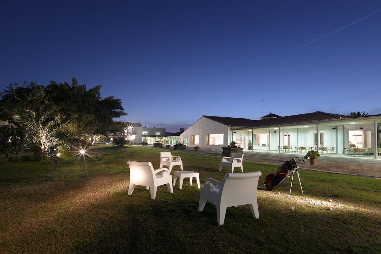 Hotell De Golf 4*