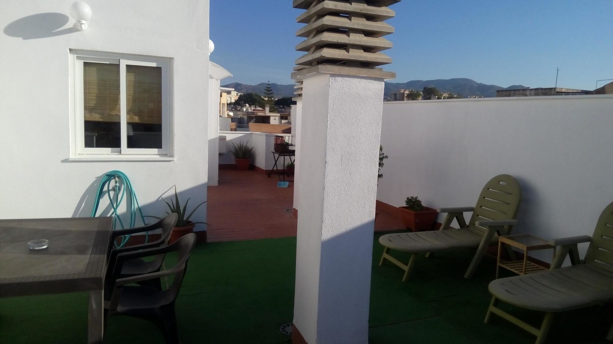 With 3 Bedrooms In Malaga, With Wonderful Mountain View, Fur Apartamento