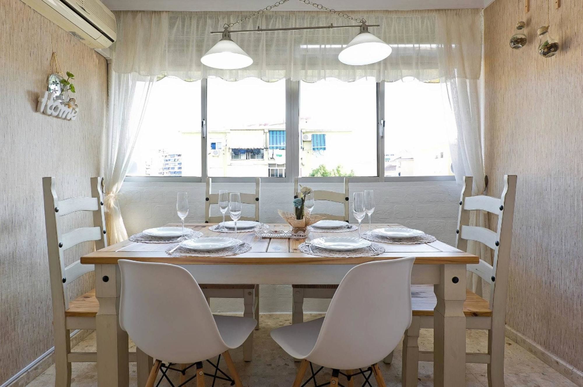 With 2 Bedrooms In Malaga, With Wonderful View And Encl Apartamento Málaga