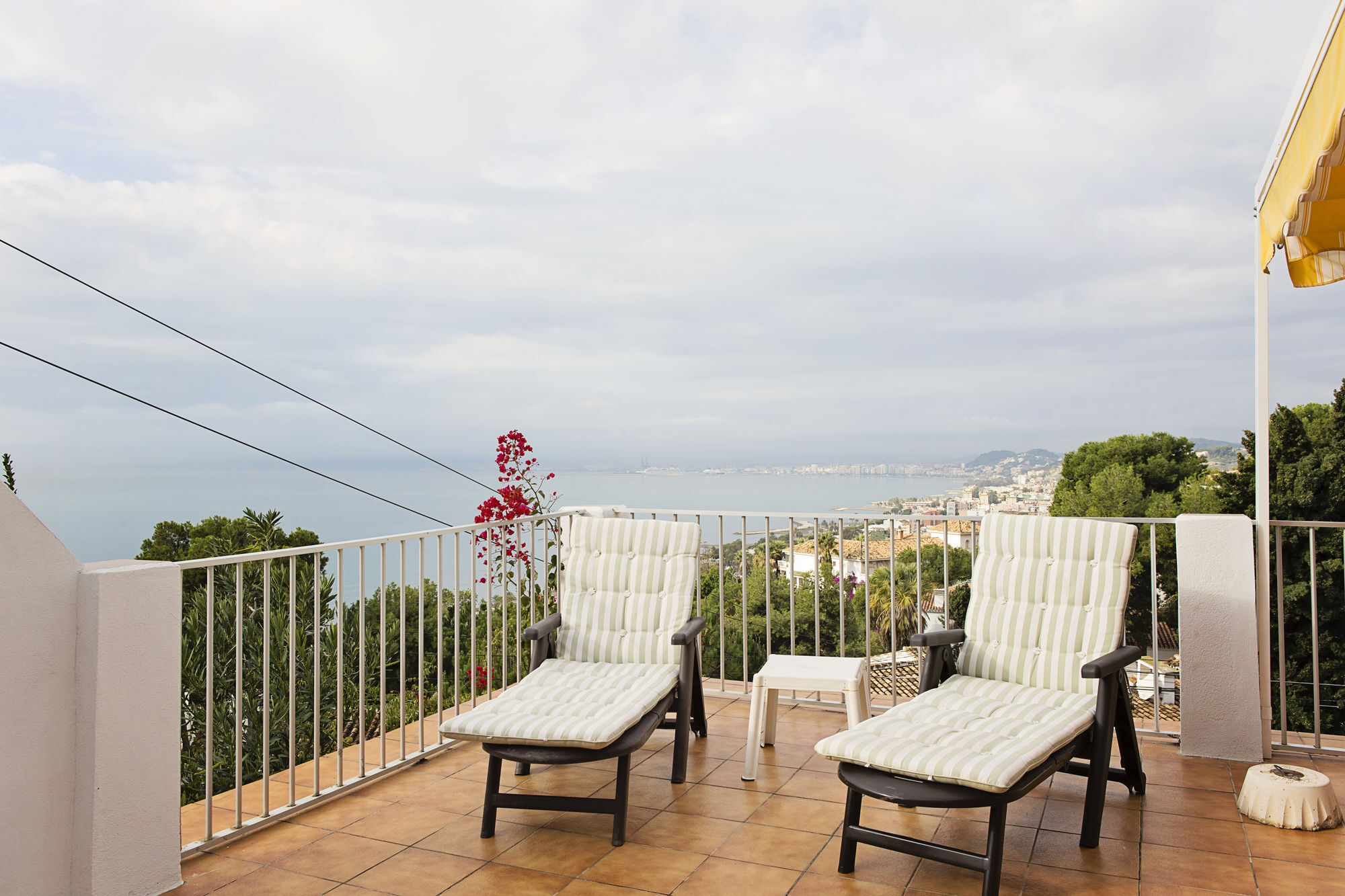 Casa Balcon De Apartamento *