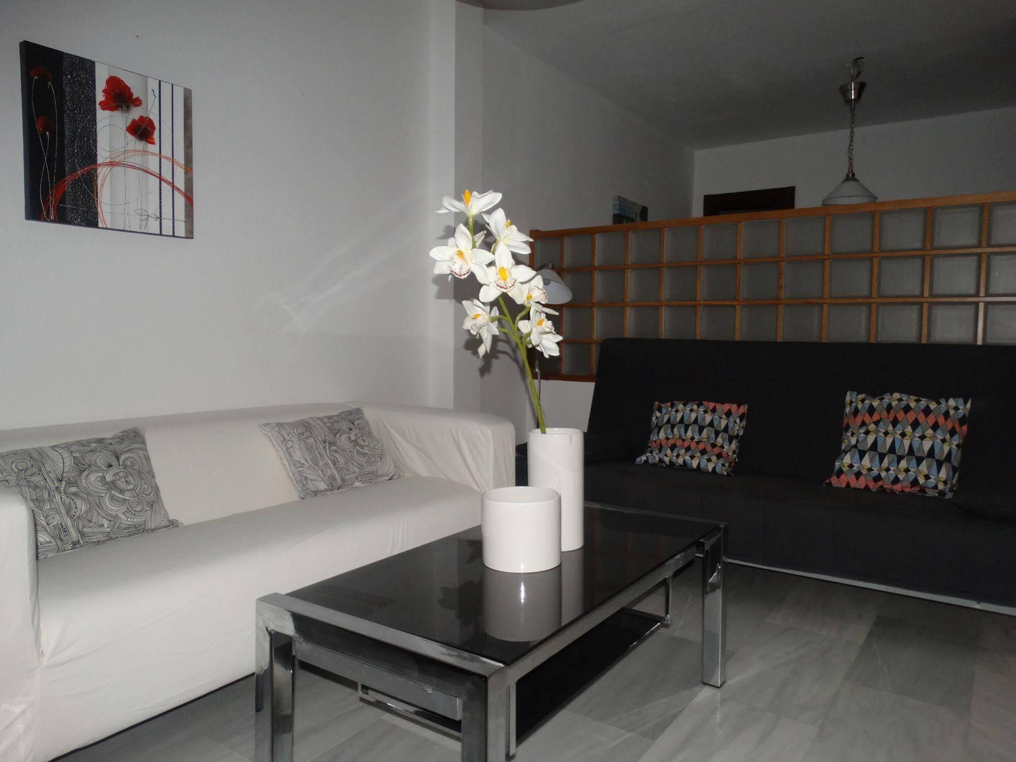 Apartment - Jinetes, 13 *