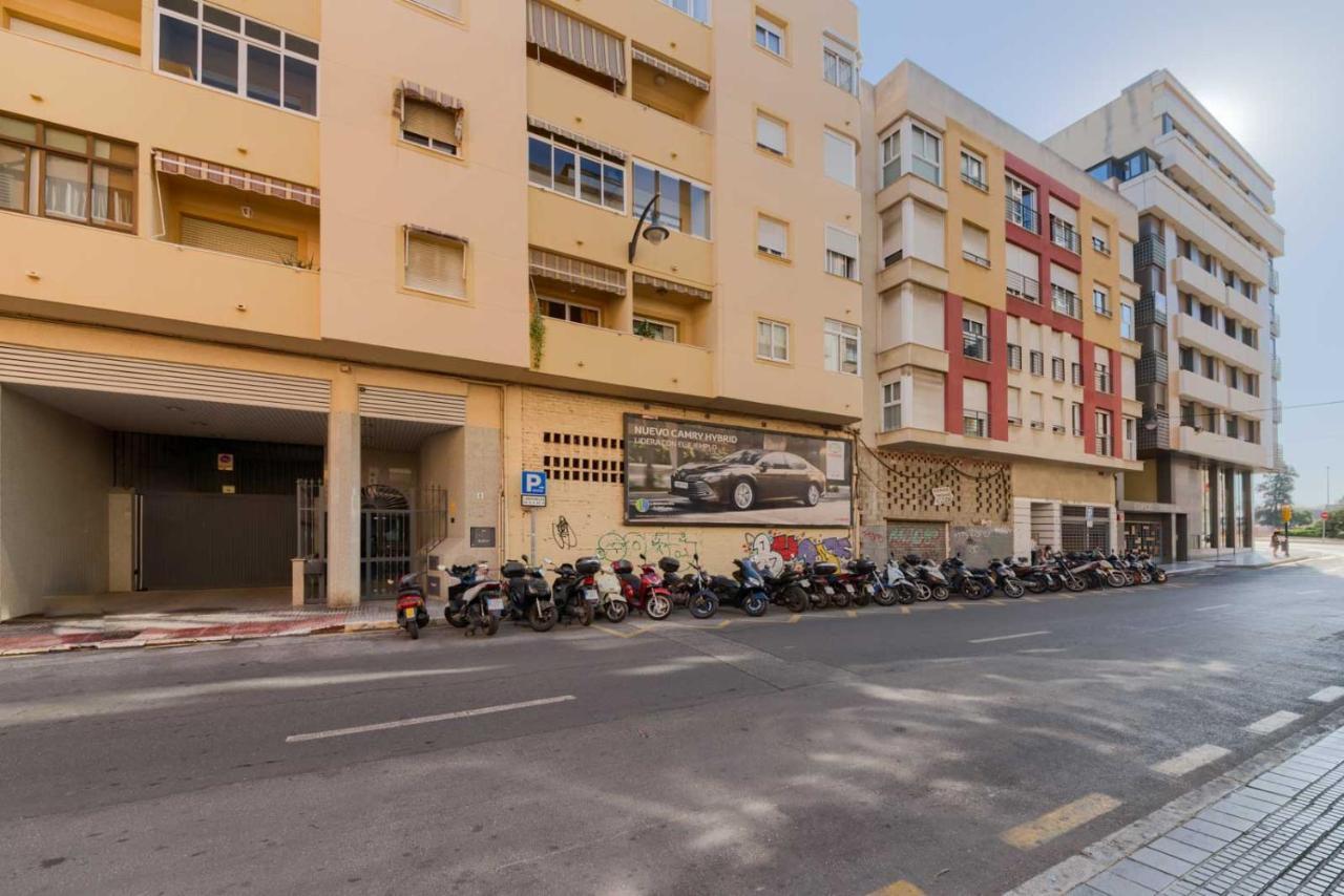 Holidays2malaga Plaza De Toros Vieja & Parking Opcional Leilighet *