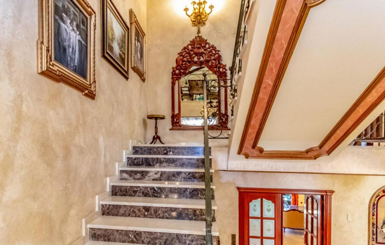 With Private Pool,near The , Bbq, Wifi Villa Málaga