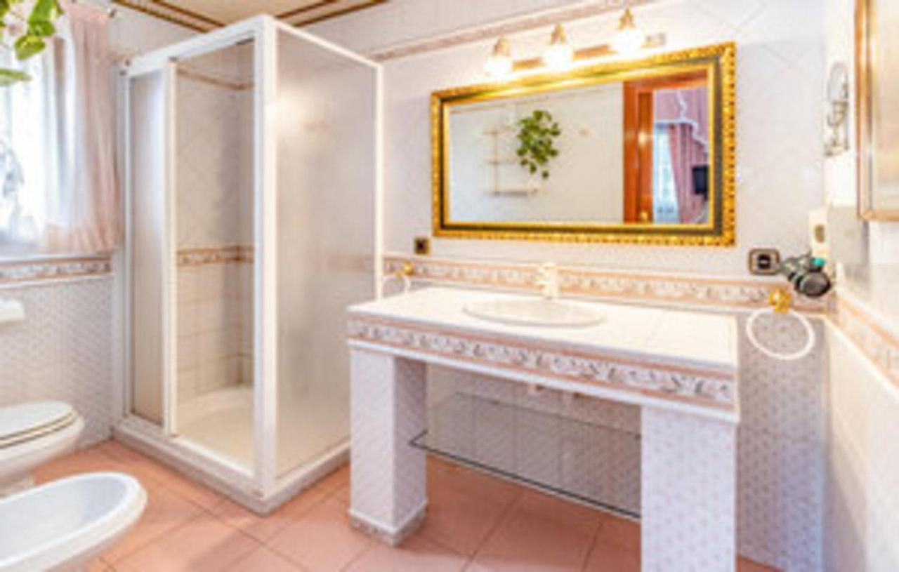 With Private Pool,near The , Bbq, Wifi Villa *