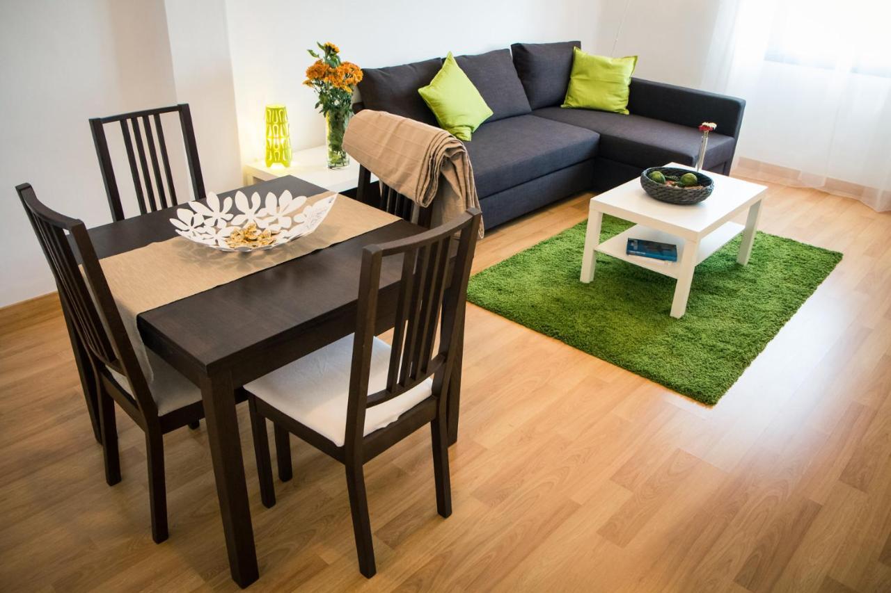 Holidays2malaga Heredia 3 Bedroom Opposite Port Appartement Málaga