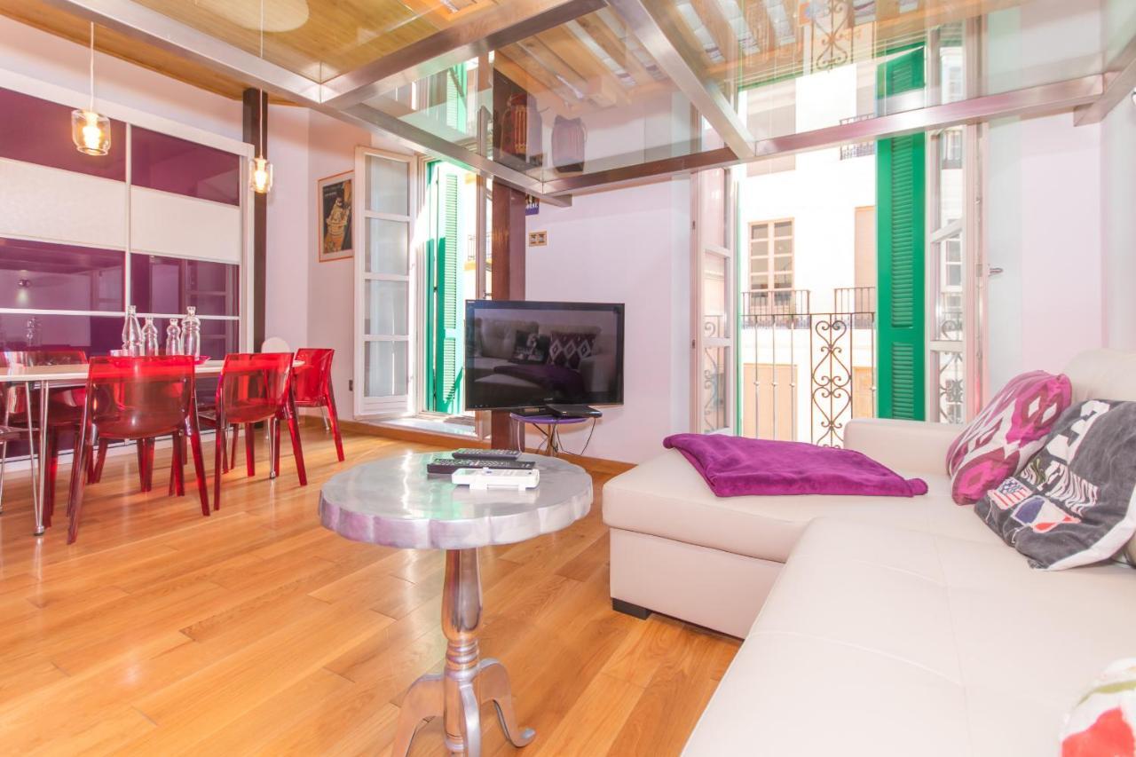 Cubo's Estudio Carreteria 33 2a Málaga