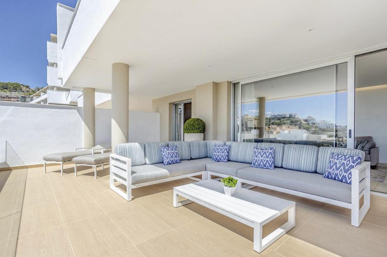 Luxury Large Terrace Views Jacuzzi Pool Appartamento *