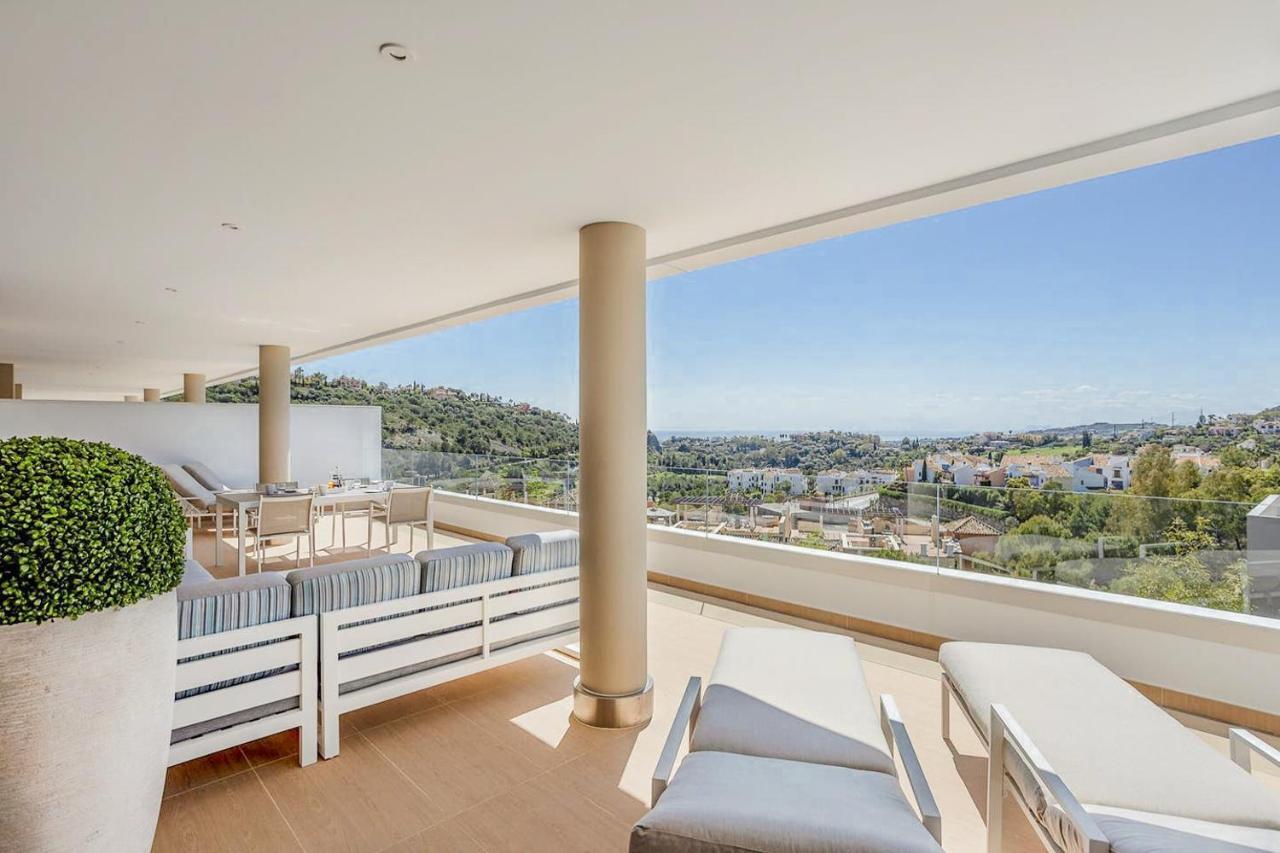 Luxury Large Terrace Views Jacuzzi Pool Appartamento *
