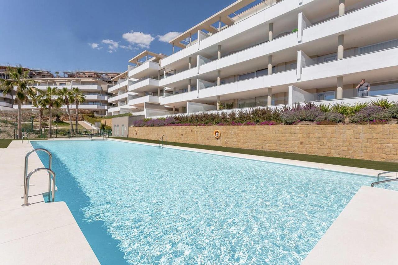 Luxury Large Terrace Views Jacuzzi Pool