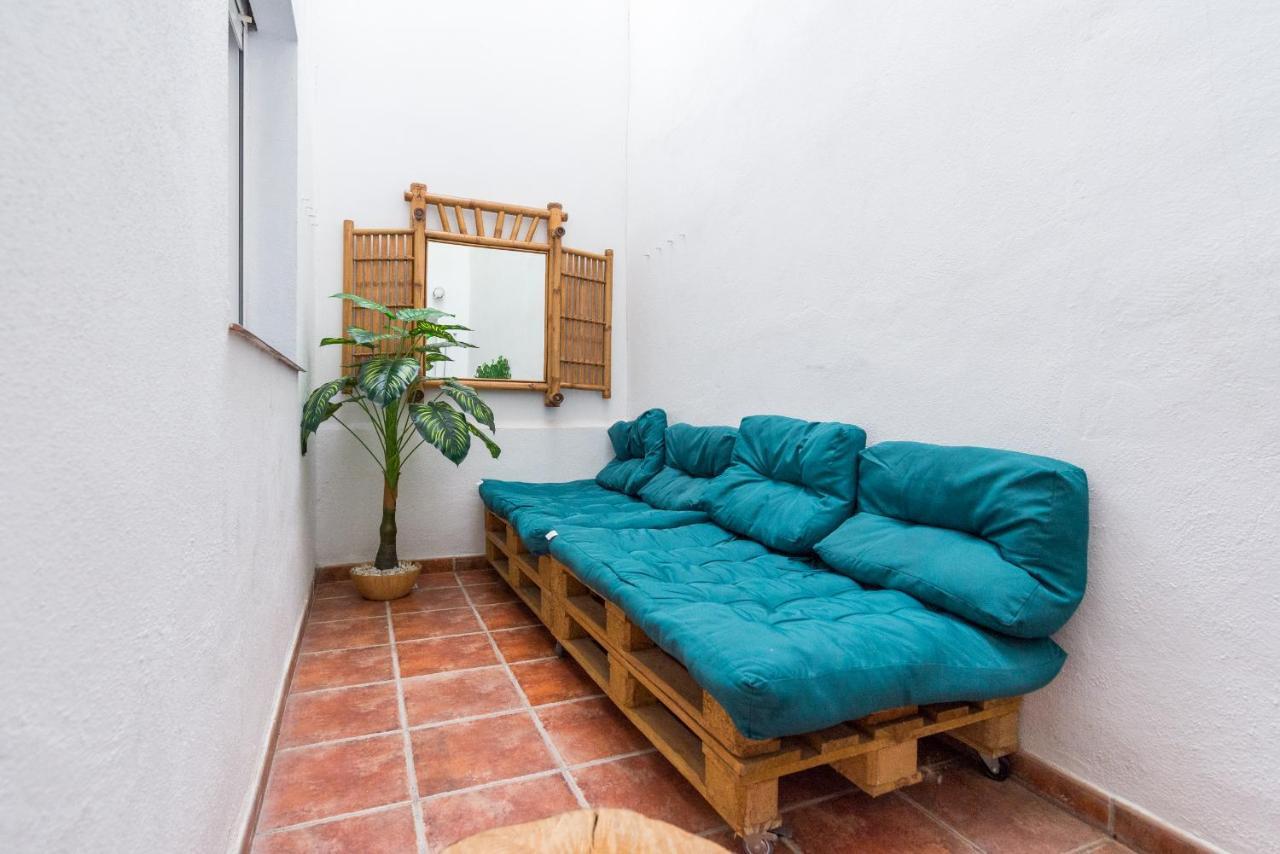 15 Calle Guillén Robles *
