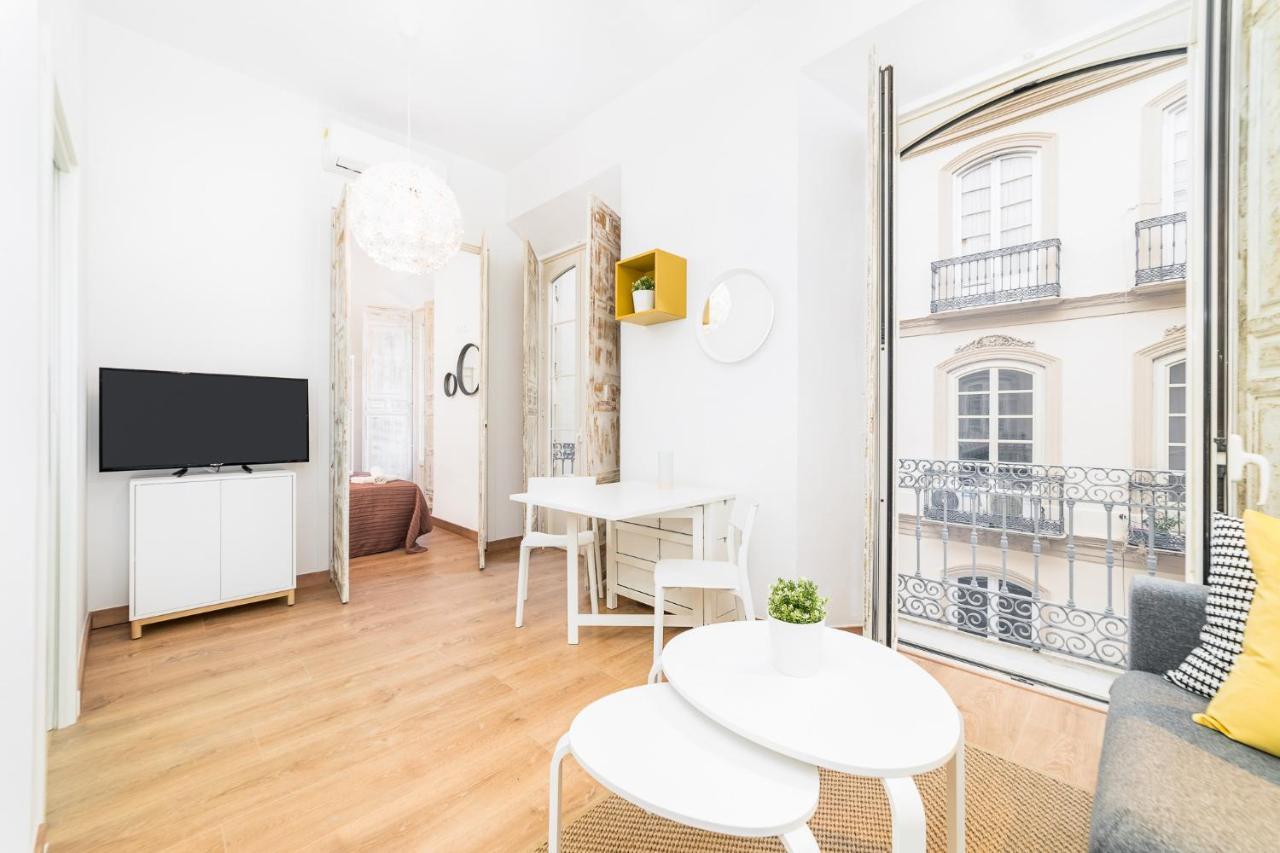 Apartment Homes Uncibay Square Malaga