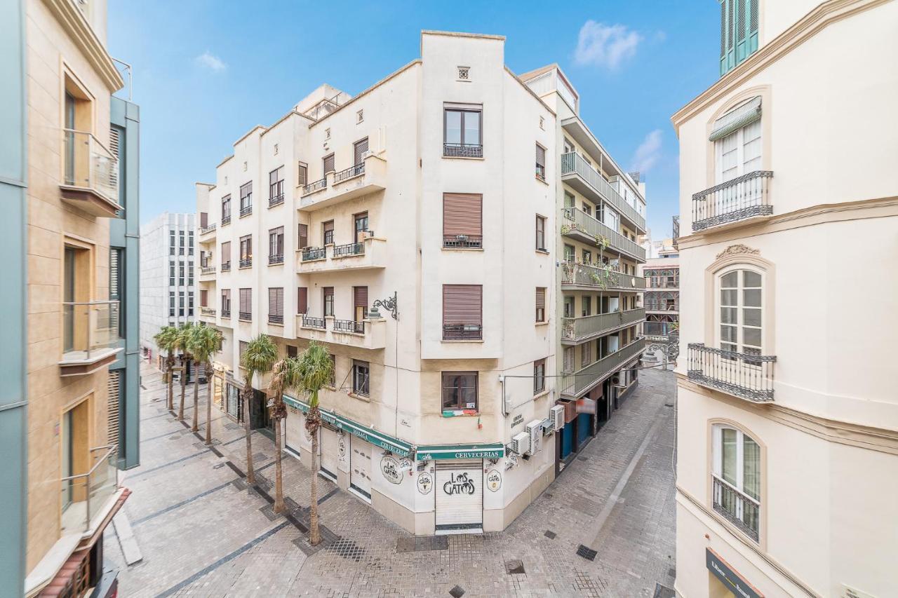 Homes Uncibay Square Malaga