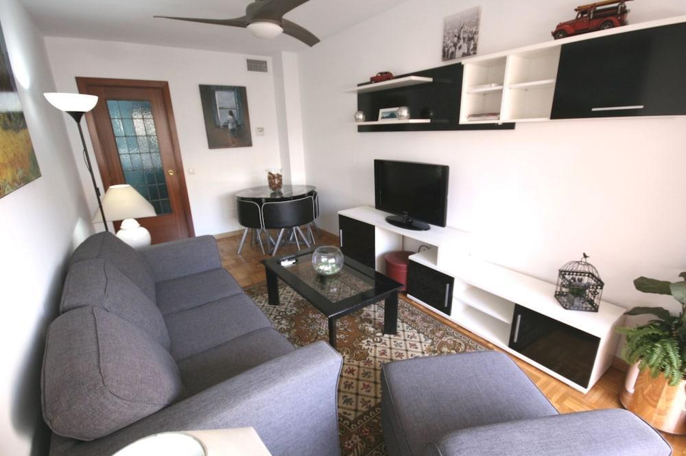 Hotel Edificio Hilera Grupalmalaga 3*