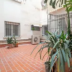 Amplio Piso Para Disfrutar Del Centro De Malaga Con Parking Gratuito