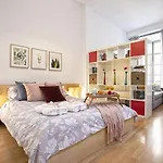 -Malagasunapts-Prime Location Historic Centre