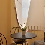 Homeabout Juan De Austria Apartments
