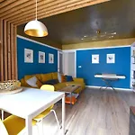 Habitacion En Apartamento De Diseno