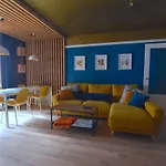 Habitacion En Apartamento De Diseno