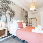 Zamarrilla City Center Apartment