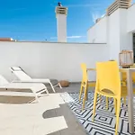 Modern Apartment With Private Terrace By Rems
