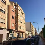 Málaga Habitación en Apartamento Carlos Haya