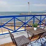 Apartamentos La Perla Azul - Wonderstays