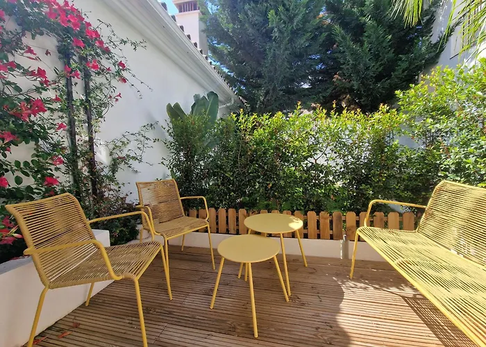 Sun & Palms - Cozy Flat In Quiet Neighbourhood With A Great Pool Area
