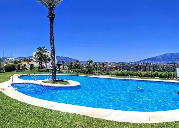 Renovated Townhouse Walk To Beach And Golf Rdr417