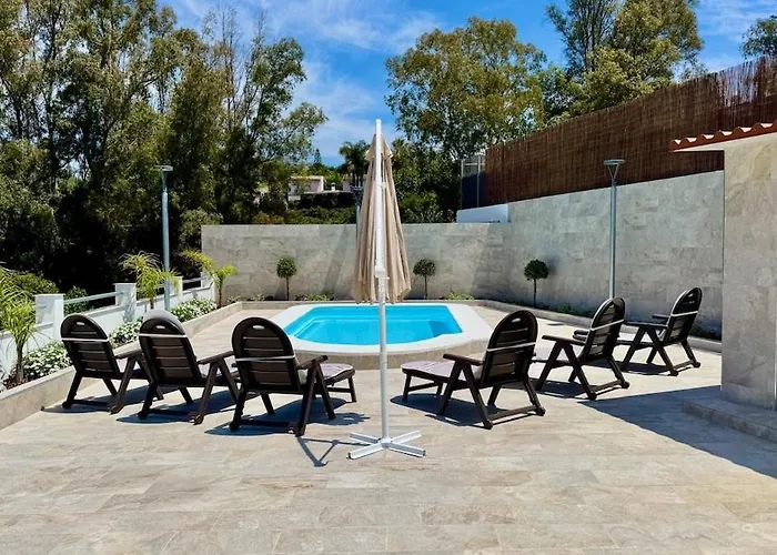 Casa Rural De Diseno Con Piscina Y Barbacoa