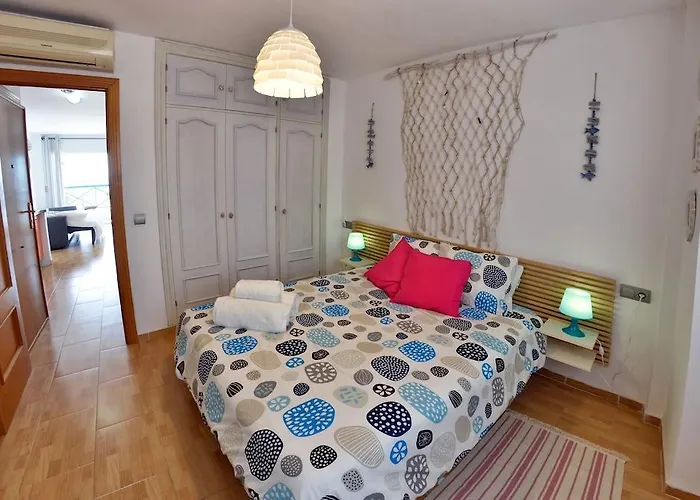 Apartamentos La Perla Azul - Wonderstays