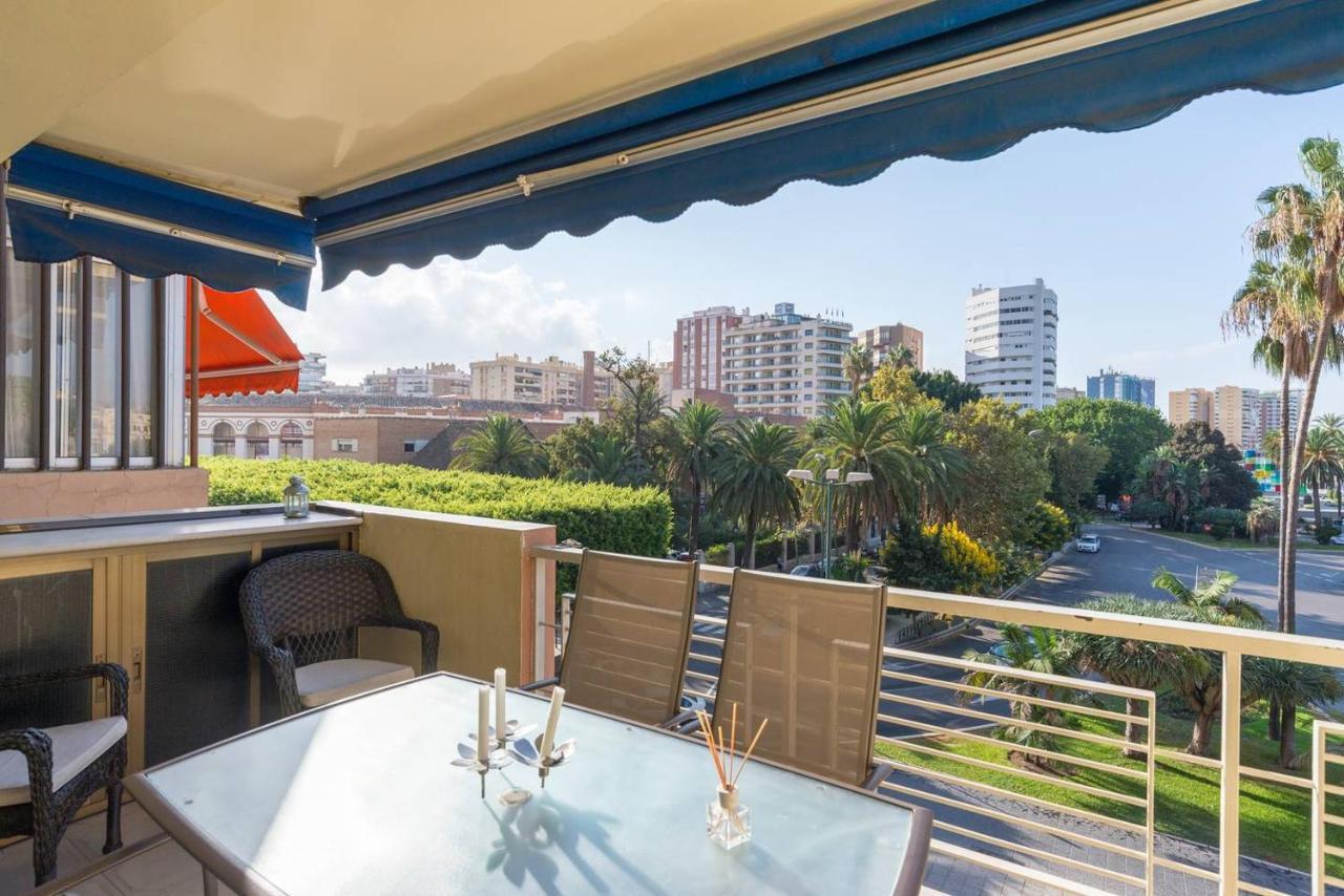 PLAYA MALAGUETA 200m JUNTO CENTRO HISTORICO Perfecta Ubicacion Apartamento Familiar * Málaga