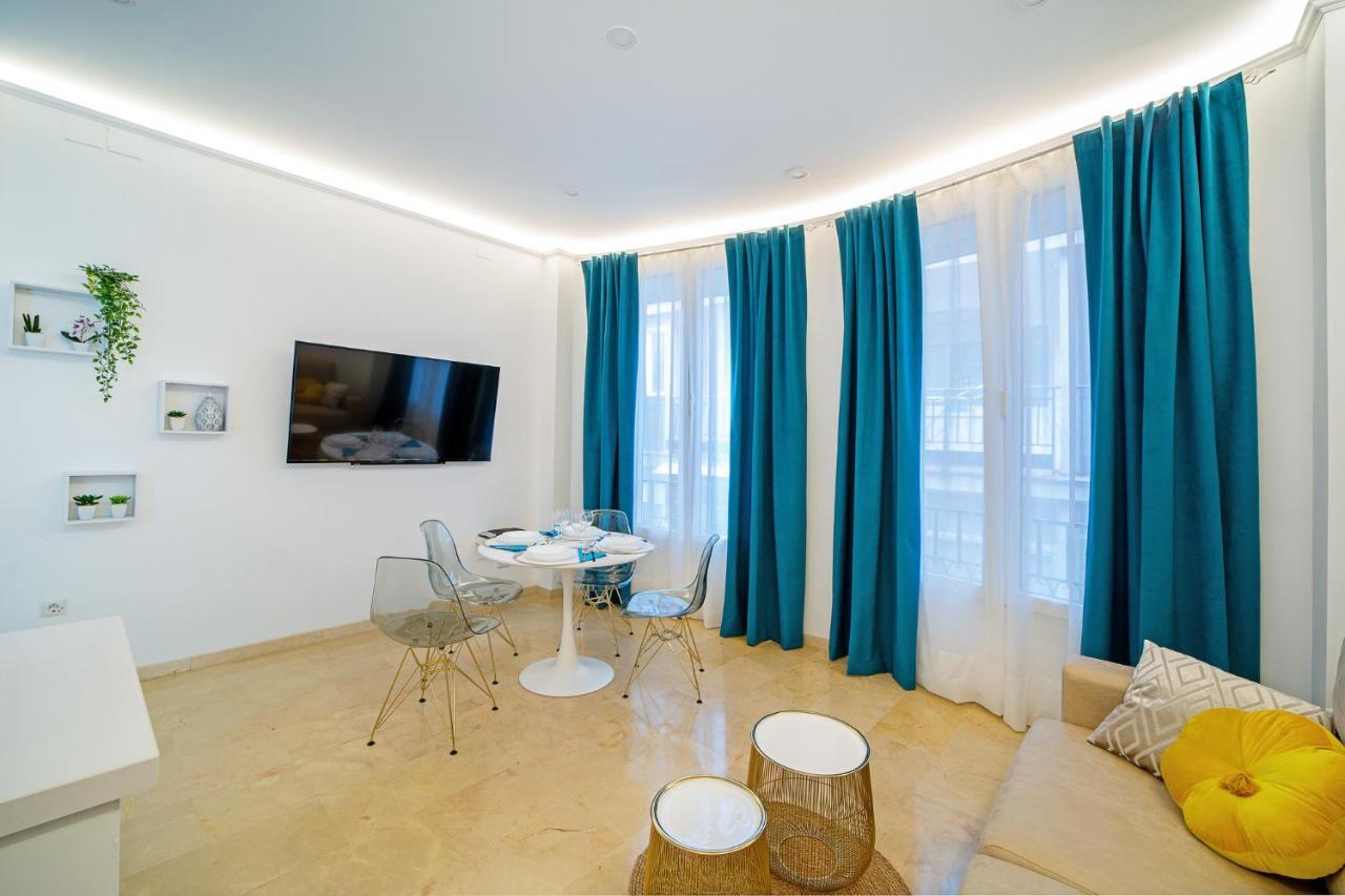 Leilighet Historical Centre Luxury
