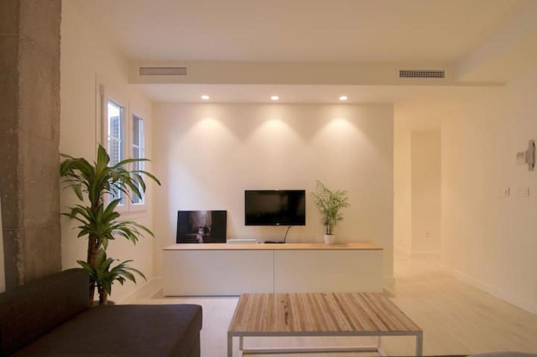Gran Apartamento En El Centro Historico Con Parking Gratuito 4 Por Keywise Lägenhet *