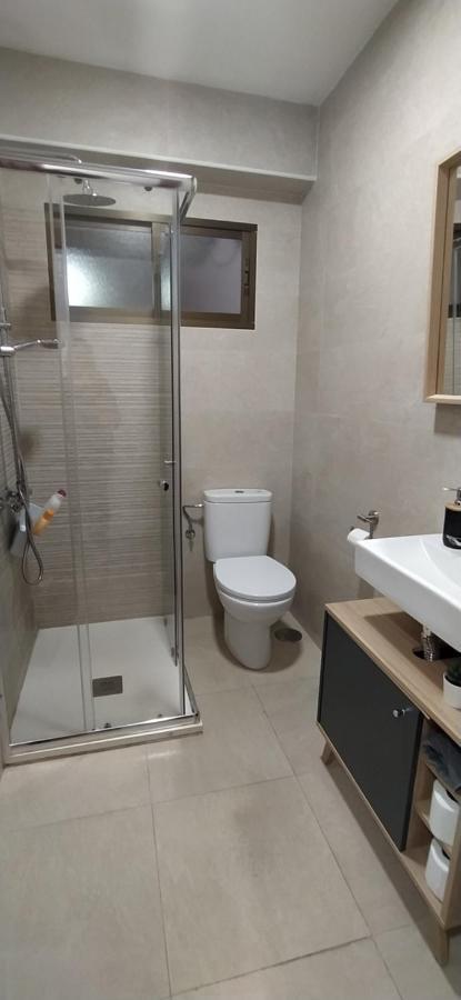 PLAYA MALAGUETA 200m JUNTO CENTRO HISTORICO Perfecta Ubicacion Apartamento Familiar Apartamento Málaga